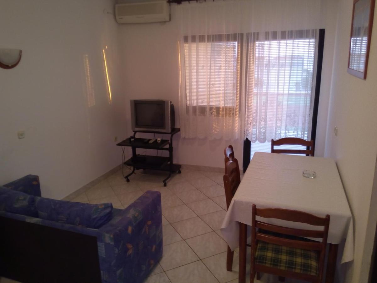 Maslina Apartamento Vir Exterior foto