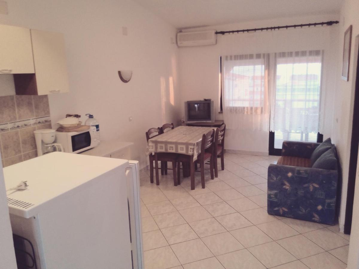 Maslina Apartamento Vir Exterior foto
