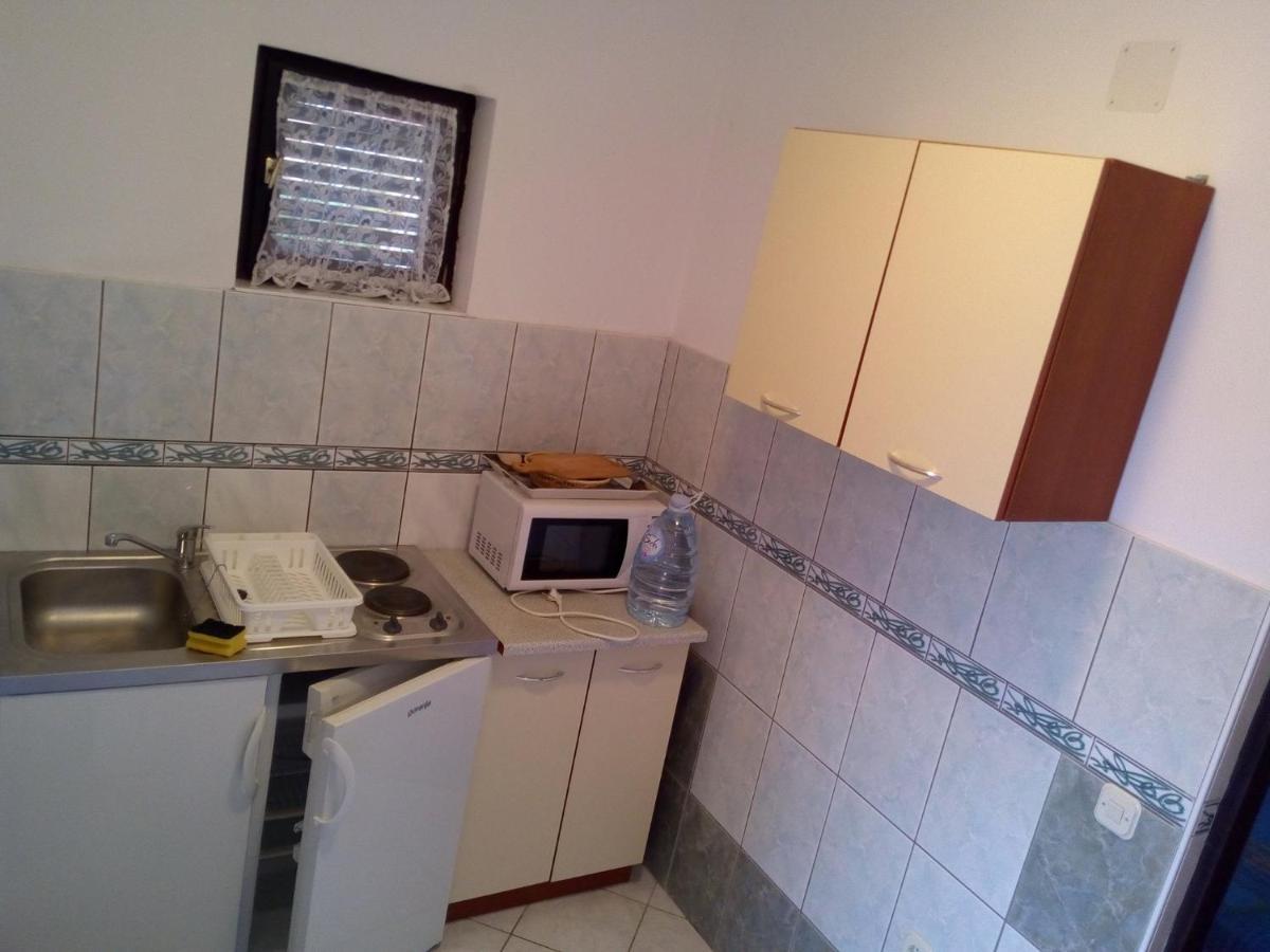 Maslina Apartamento Vir Exterior foto